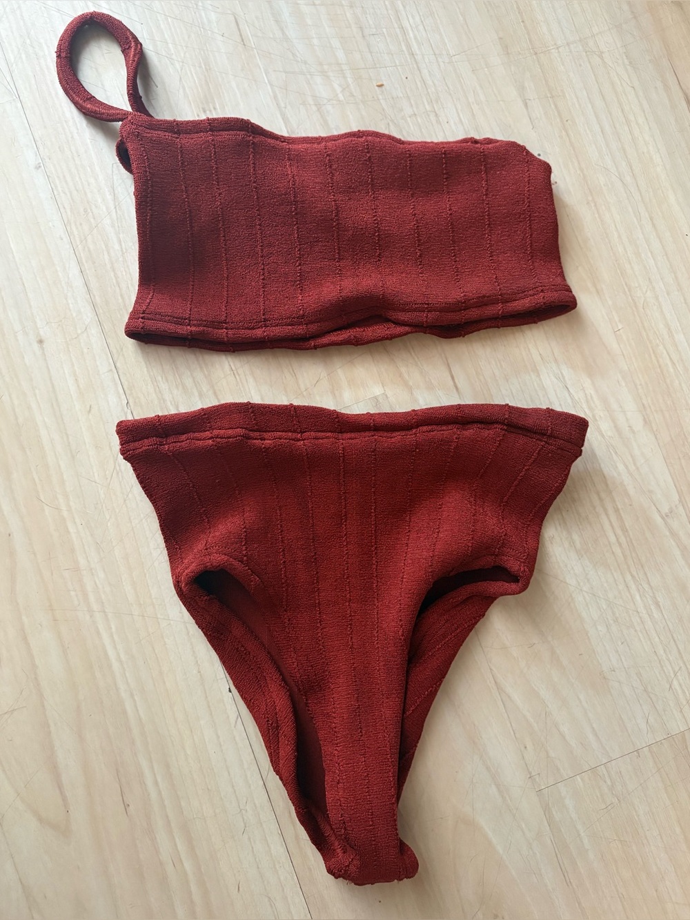 Hunza G High-Waisted Bikini Set